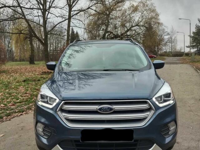 Синий Форд Эскейп, объемом двигателя 2 л и пробегом 79 тыс. км за 10700 $, фото 1 на Automoto.ua