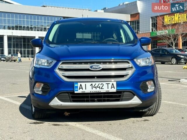 Синий Форд Эскейп, объемом двигателя 1.5 л и пробегом 140 тыс. км за 11500 $, фото 1 на Automoto.ua