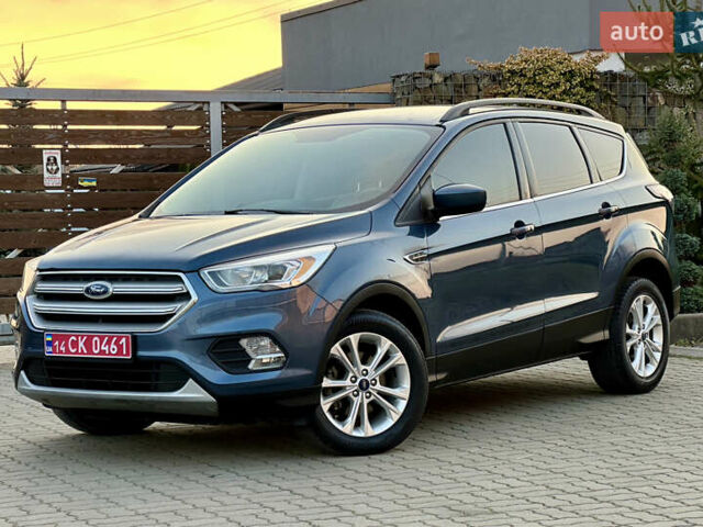 Синий Форд Эскейп, объемом двигателя 1.5 л и пробегом 162 тыс. км за 13599 $, фото 1 на Automoto.ua