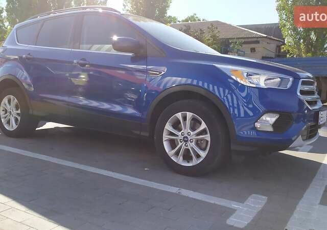 Синий Форд Эскейп, объемом двигателя 1.5 л и пробегом 107 тыс. км за 12000 $, фото 1 на Automoto.ua