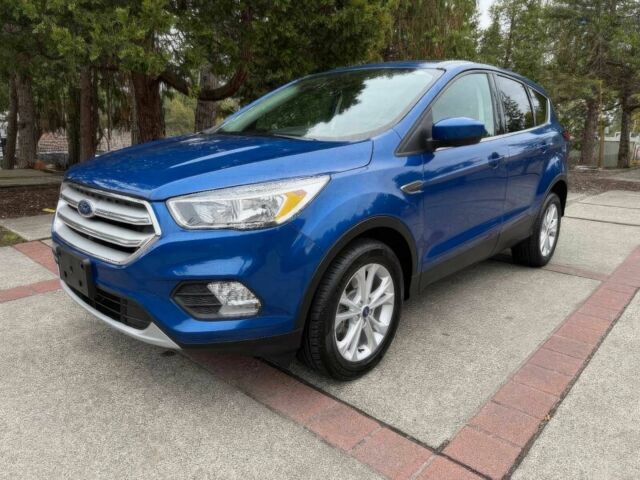 Синий Форд Эскейп, объемом двигателя 1.5 л и пробегом 48 тыс. км за 9000 $, фото 1 на Automoto.ua