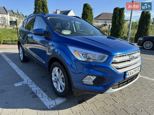 Синий Форд Эскейп, объемом двигателя 1.5 л и пробегом 77 тыс. км за 14400 $, фото 1 на Automoto.ua