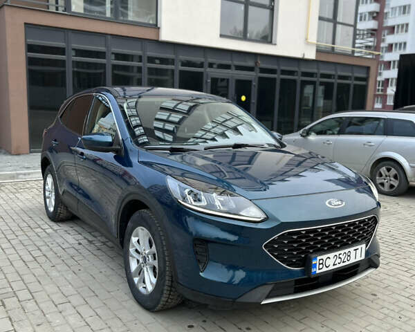 Синий Форд Эскейп, объемом двигателя 1.5 л и пробегом 31 тыс. км за 17200 $, фото 1 на Automoto.ua