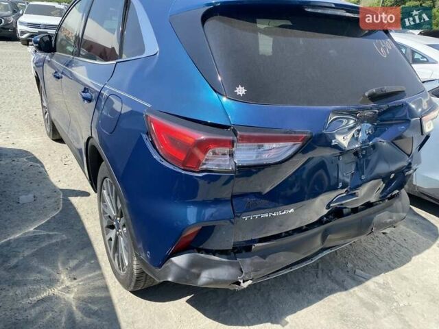 Синий Форд Эскейп, объемом двигателя 0 л и пробегом 121 тыс. км за 16500 $, фото 1 на Automoto.ua