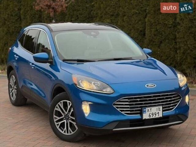 Синий Форд Эскейп, объемом двигателя 1.5 л и пробегом 67 тыс. км за 17500 $, фото 1 на Automoto.ua