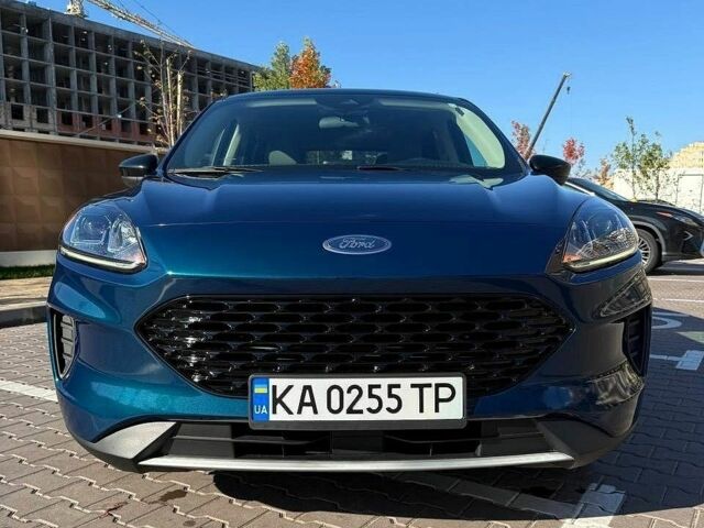 Синій Форд Ескейп, об'ємом двигуна 0 л та пробігом 142 тис. км за 19200 $, фото 1 на Automoto.ua