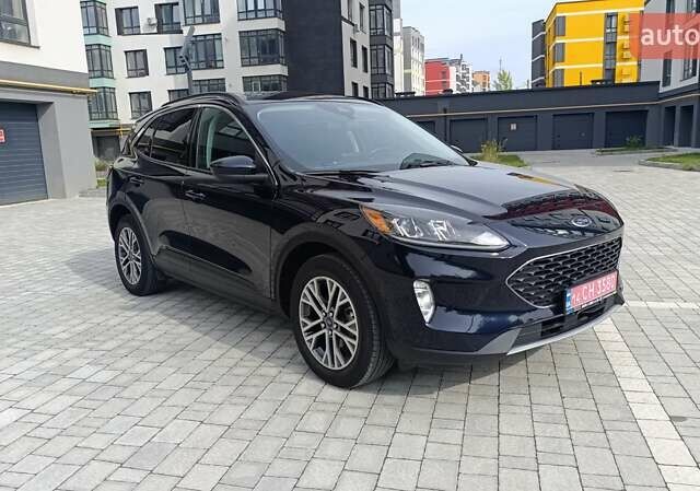 Синий Форд Эскейп, объемом двигателя 2.5 л и пробегом 80 тыс. км за 20950 $, фото 1 на Automoto.ua