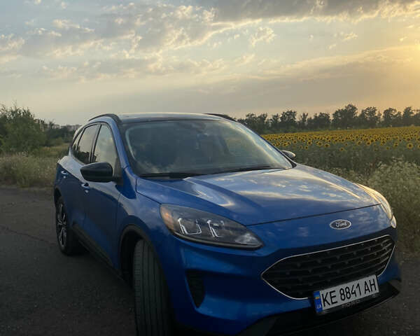 Синий Форд Эскейп, объемом двигателя 2.5 л и пробегом 59 тыс. км за 24500 $, фото 1 на Automoto.ua