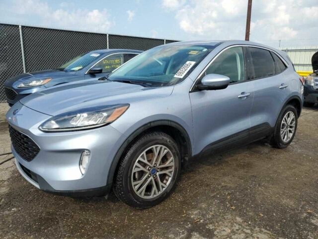 Синий Форд Эскейп, объемом двигателя 1.5 л и пробегом 47 тыс. км за 3900 $, фото 1 на Automoto.ua