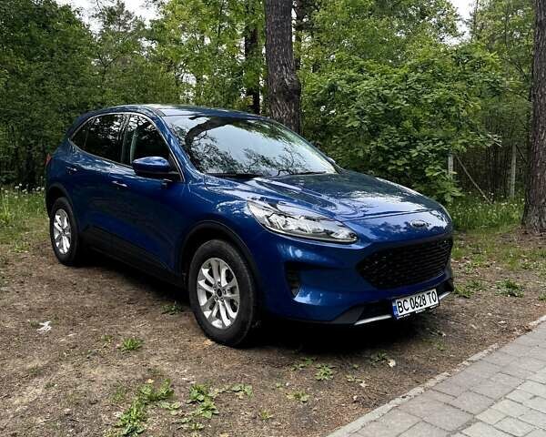 Синий Форд Эскейп, объемом двигателя 2.49 л и пробегом 73 тыс. км за 21800 $, фото 1 на Automoto.ua