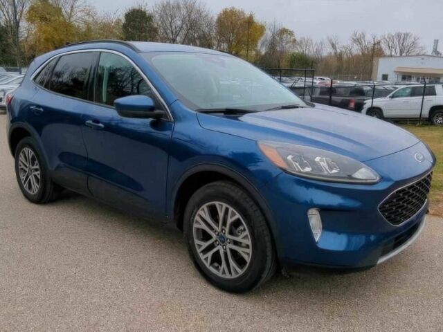 Синій Форд Ескейп, об'ємом двигуна 2 л та пробігом 20 тис. км за 13600 $, фото 1 на Automoto.ua