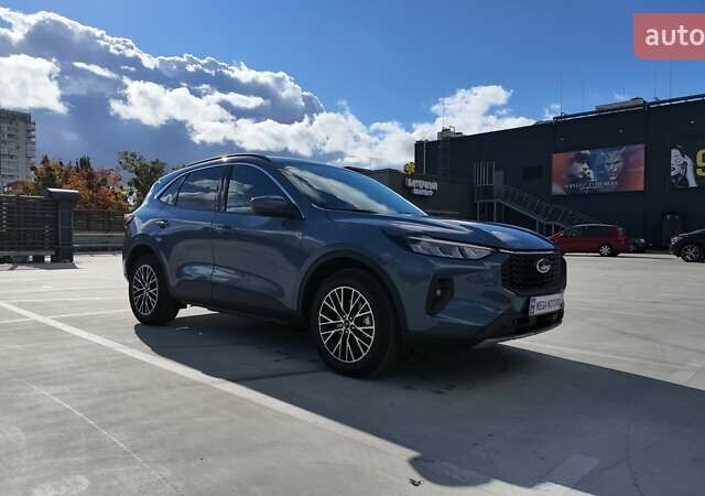 Синий Форд Эскейп, объемом двигателя 2.5 л и пробегом 11 тыс. км за 28490 $, фото 1 на Automoto.ua