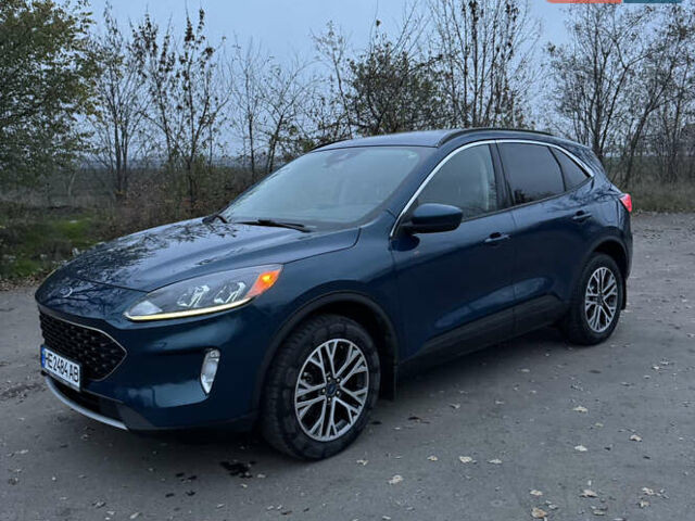 Зеленый Форд Эскейп, объемом двигателя 1.5 л и пробегом 70 тыс. км за 17300 $, фото 1 на Automoto.ua