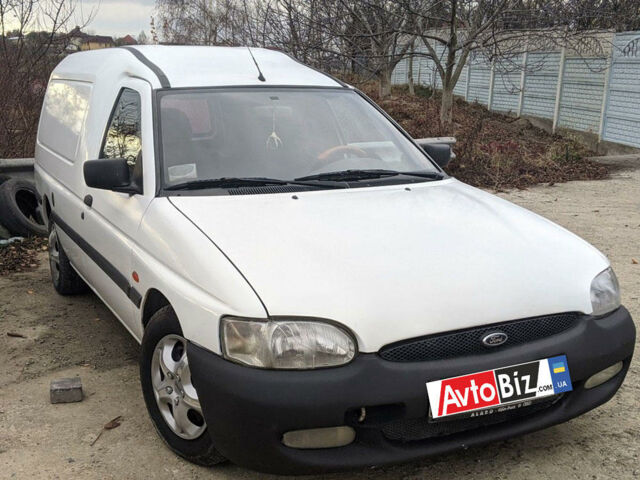Білий Форд Ескорт Ван, об'ємом двигуна 1.8 л та пробігом 210 тис. км за 2999 $, фото 1 на Automoto.ua