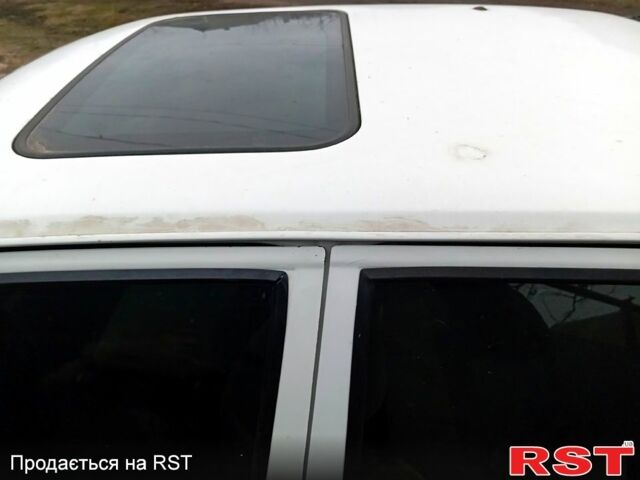 Білий Форд Ескорт, об'ємом двигуна 1.3 л та пробігом 100 тис. км за 350 $, фото 1 на Automoto.ua