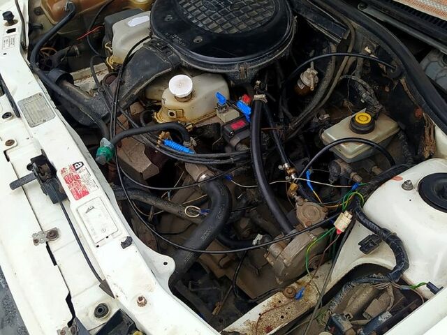 Белый Форд Эскорт, объемом двигателя 1.4 л и пробегом 160 тыс. км за 1200 $, фото 1 на Automoto.ua