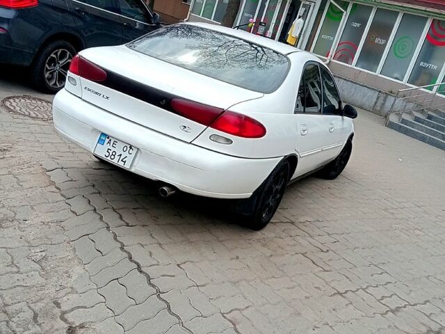 Білий Форд Ескорт, об'ємом двигуна 2 л та пробігом 350 тис. км за 1000 $, фото 1 на Automoto.ua