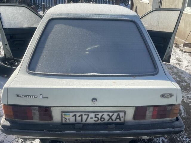 Білий Форд Ескорт, об'ємом двигуна 1.8 л та пробігом 3 тис. км за 579 $, фото 1 на Automoto.ua