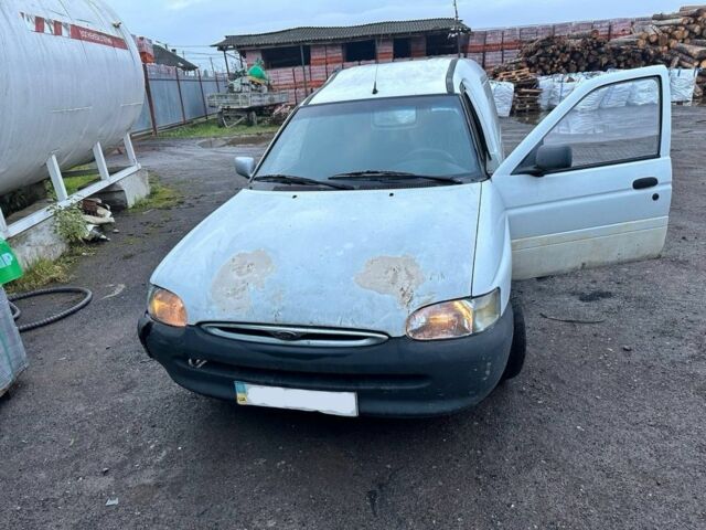 Білий Форд Ескорт, об'ємом двигуна 1.3 л та пробігом 200 тис. км за 229 $, фото 1 на Automoto.ua