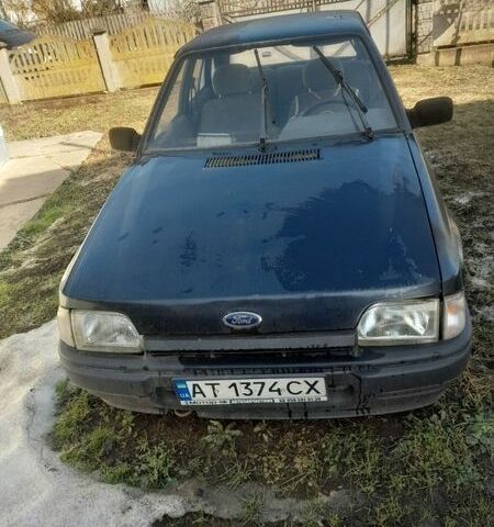 Чорний Форд Ескорт, об'ємом двигуна 1.3 л та пробігом 350 тис. км за 250 $, фото 1 на Automoto.ua