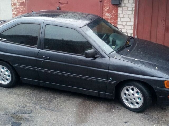 Черный Форд Эскорт, объемом двигателя 2 л и пробегом 1 тыс. км за 1600 $, фото 1 на Automoto.ua