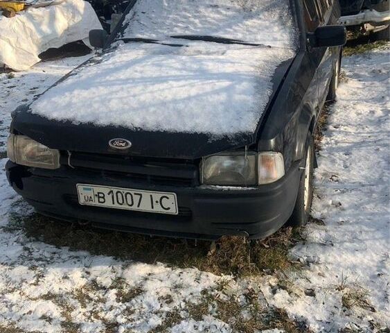 Чорний Форд Ескорт, об'ємом двигуна 0 л та пробігом 20 тис. км за 338 $, фото 1 на Automoto.ua