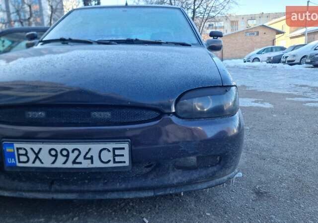 Фиолетовый Форд Эскорт, объемом двигателя 1.8 л и пробегом 220 тыс. км за 1500 $, фото 1 на Automoto.ua