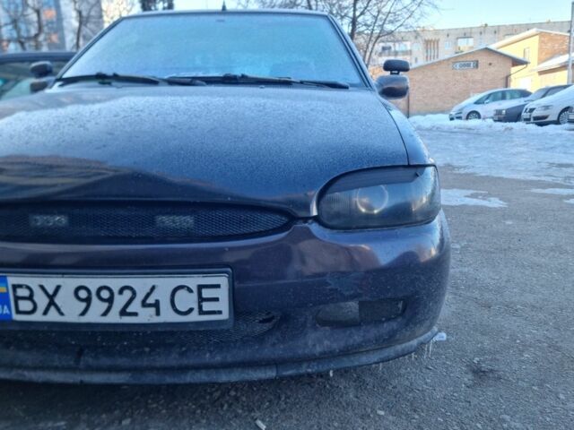 Фіолетовий Форд Ескорт, об'ємом двигуна 1.8 л та пробігом 220 тис. км за 1500 $, фото 1 на Automoto.ua