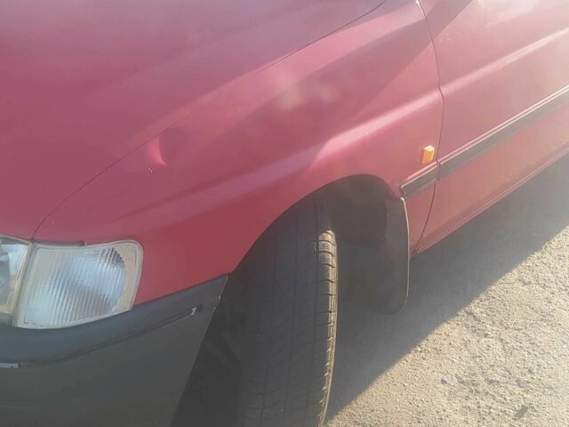 Червоний Форд Ескорт, об'ємом двигуна 1.3 л та пробігом 1000 тис. км за 571 $, фото 1 на Automoto.ua