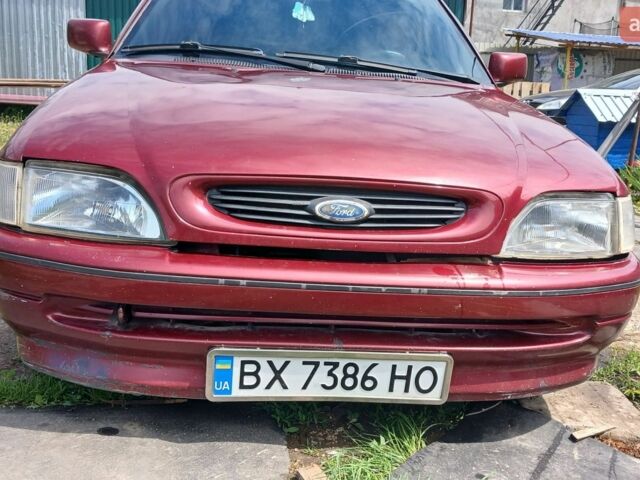 Красный Форд Эскорт, объемом двигателя 1.6 л и пробегом 363 тыс. км за 1000 $, фото 1 на Automoto.ua