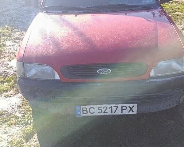 Красный Форд Эскорт, объемом двигателя 1.3 л и пробегом 500 тыс. км за 1200 $, фото 1 на Automoto.ua