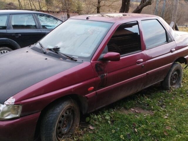 Червоний Форд Ескорт, об'ємом двигуна 1.4 л та пробігом 180 тис. км за 665 $, фото 1 на Automoto.ua