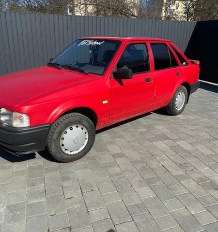 Червоний Форд Ескорт, об'ємом двигуна 1.8 л та пробігом 356 тис. км за 1350 $, фото 1 на Automoto.ua