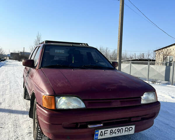 Красный Форд Эскорт, объемом двигателя 1.8 л и пробегом 200 тыс. км за 690 $, фото 1 на Automoto.ua