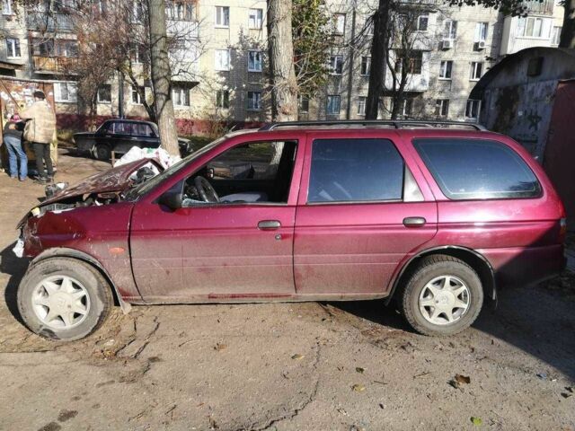 Червоний Форд Ескорт, об'ємом двигуна 1.6 л та пробігом 220 тис. км за 1000 $, фото 1 на Automoto.ua