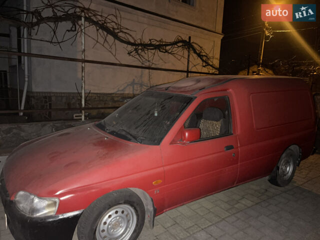 Красный Форд Эскорт, объемом двигателя 1.4 л и пробегом 80 тыс. км за 1400 $, фото 1 на Automoto.ua