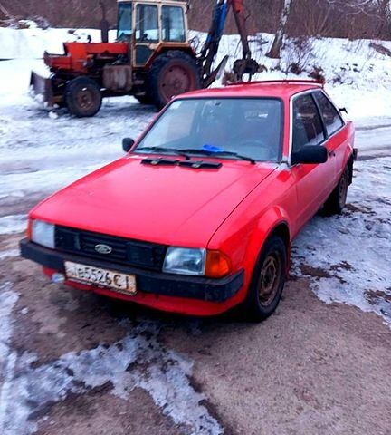 Форд Эскорт, объемом двигателя 1.4 л и пробегом 250 тыс. км за 600 $, фото 1 на Automoto.ua