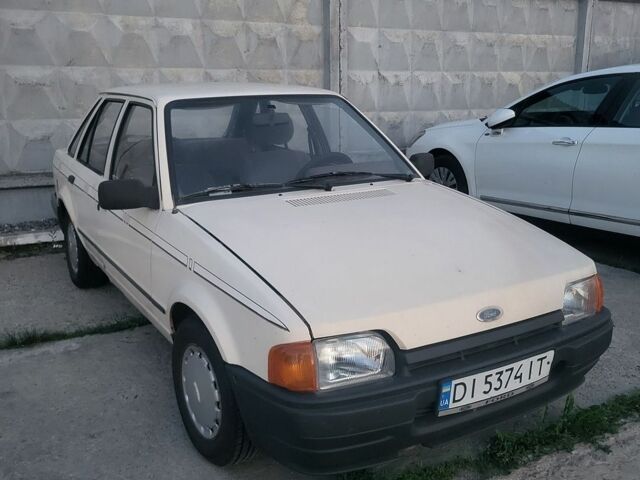 Форд Ескорт, об'ємом двигуна 1.4 л та пробігом 100 тис. км за 1200 $, фото 1 на Automoto.ua
