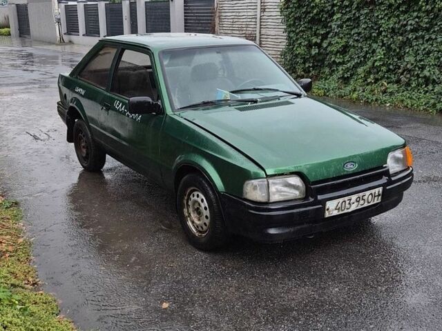 Форд Ескорт, об'ємом двигуна 1.4 л та пробігом 300 тис. км за 350 $, фото 1 на Automoto.ua