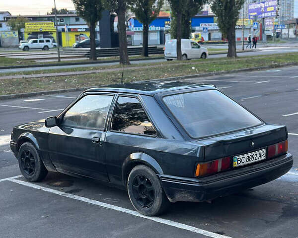 Форд Эскорт, объемом двигателя 0 л и пробегом 180 тыс. км за 500 $, фото 1 на Automoto.ua