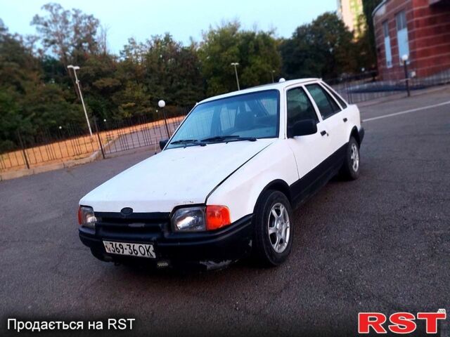 Форд Эскорт, объемом двигателя 1.3 л и пробегом 300 тыс. км за 500 $, фото 1 на Automoto.ua