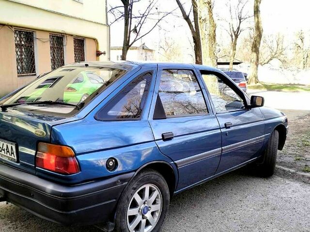 Форд Ескорт, об'ємом двигуна 1.6 л та пробігом 96 тис. км за 1700 $, фото 1 на Automoto.ua