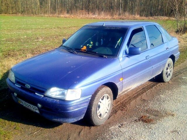 Форд Эскорт, объемом двигателя 1.6 л и пробегом 0 тыс. км за 1300 $, фото 1 на Automoto.ua