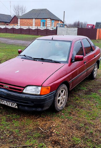 Форд Эскорт, объемом двигателя 1.8 л и пробегом 0 тыс. км за 800 $, фото 1 на Automoto.ua