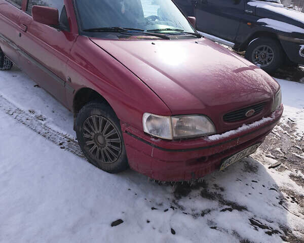 Форд Ескорт, об'ємом двигуна 1.6 л та пробігом 200 тис. км за 1100 $, фото 1 на Automoto.ua