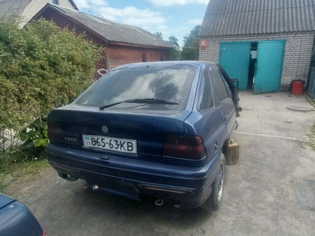 Форд Эскорт, объемом двигателя 0 л и пробегом 250 тыс. км за 650 $, фото 1 на Automoto.ua
