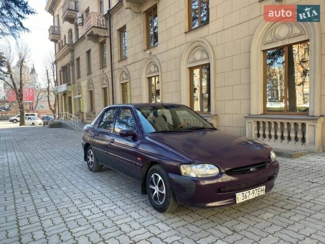 Форд Ескорт, об'ємом двигуна 0 л та пробігом 200 тис. км за 950 $, фото 1 на Automoto.ua