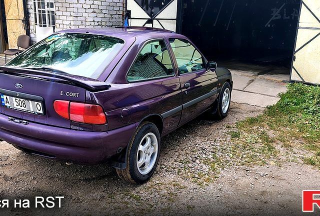 Форд Эскорт, объемом двигателя 1.6 л и пробегом 453 тыс. км за 1700 $, фото 1 на Automoto.ua