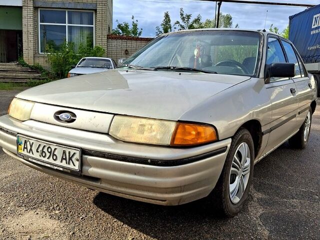 Форд Эскорт, объемом двигателя 1.9 л и пробегом 303 тыс. км за 1000 $, фото 1 на Automoto.ua