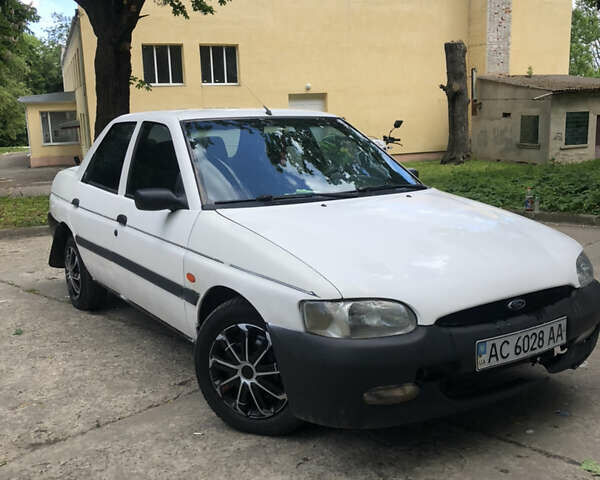 Форд Ескорт, об'ємом двигуна 1.6 л та пробігом 200 тис. км за 1150 $, фото 1 на Automoto.ua